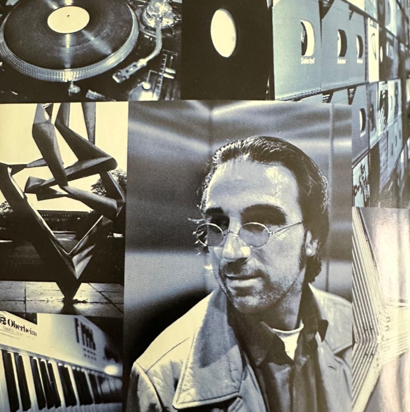 Collage with a turntable, record sleeves, a keyboard and a man with glasses and a light jacket, in blue-toned photos